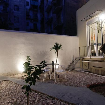 Patio Apartment Near Metro & Acropolis Athene Buitenkant foto
